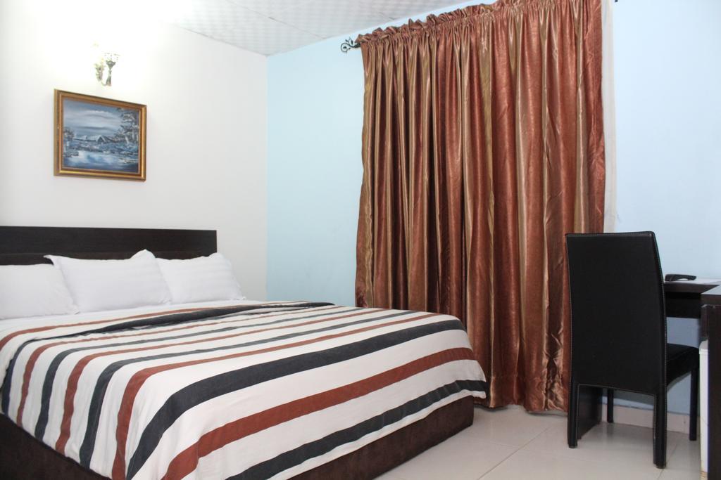 Bluespring Hotel Maryland Экстерьер фото